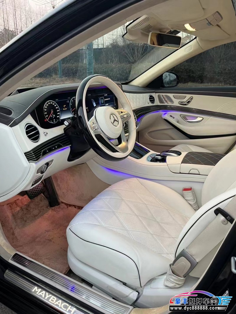 18年奔驰S级轿车抵押车出售