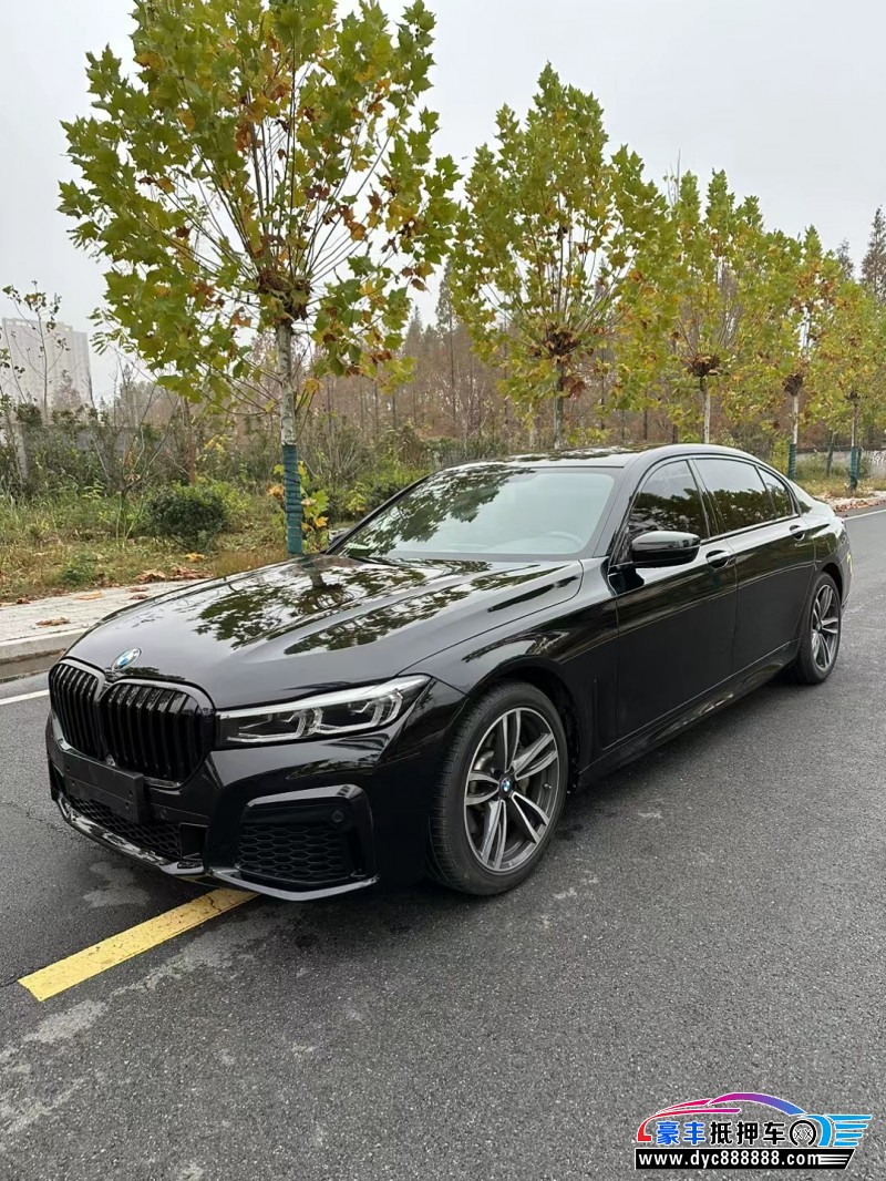 21年宝马7系轿车抵押车出售