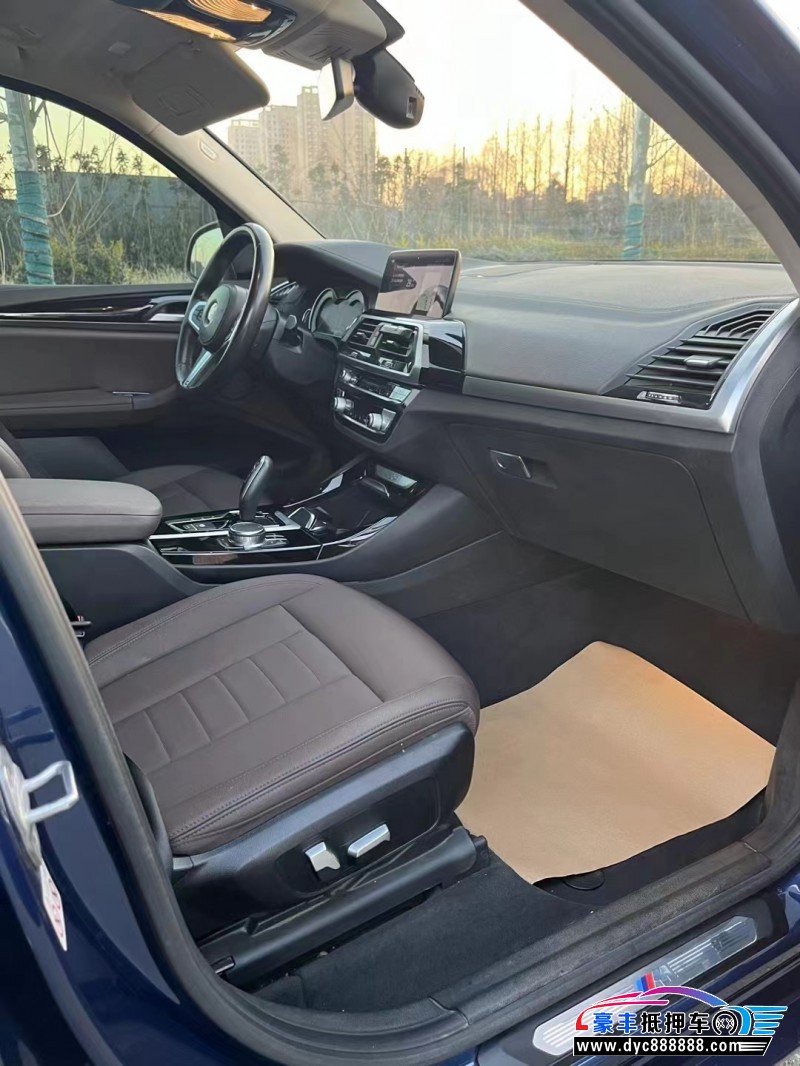 18年宝马X3轿车抵押车出售