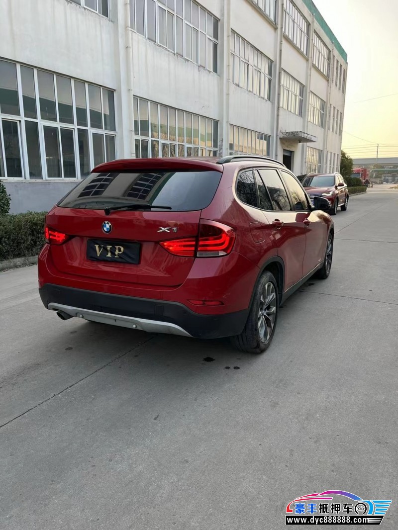 13年宝马X1SUV抵押车出售