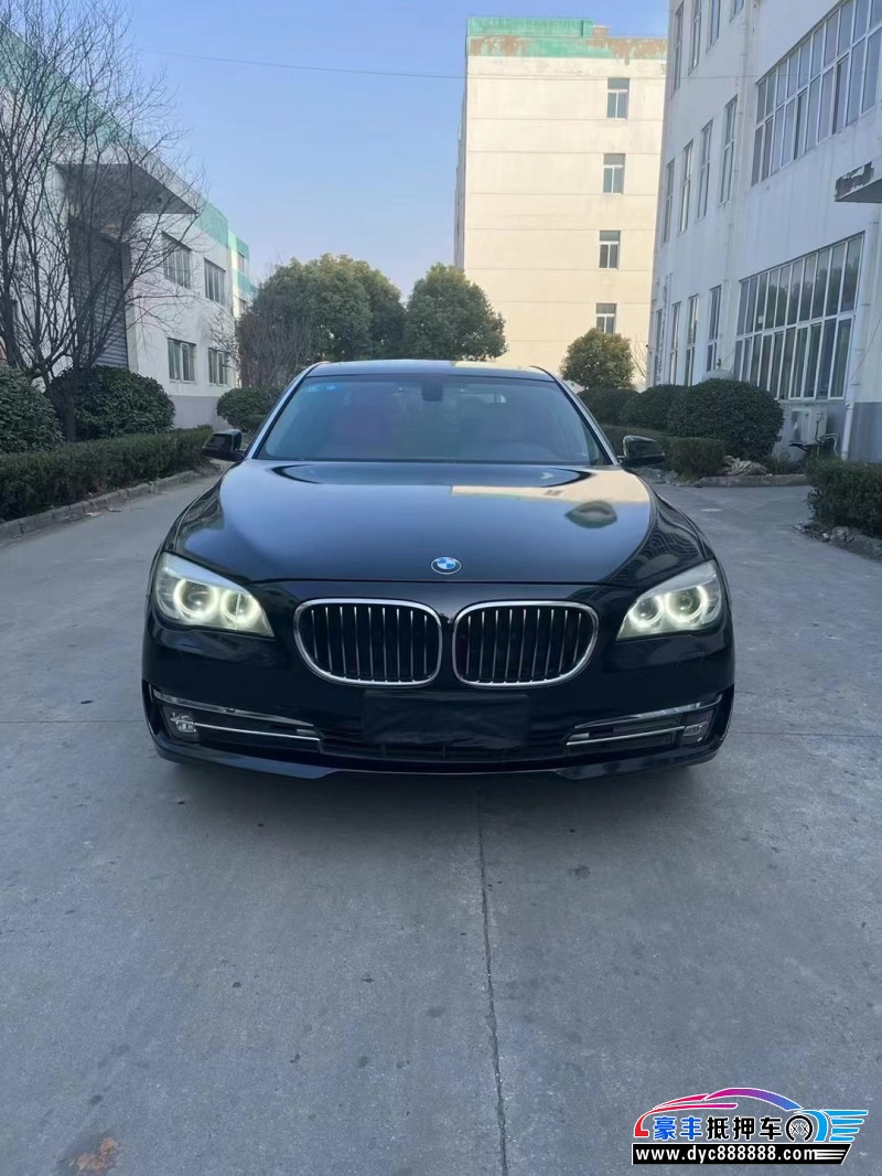 14年宝马7系轿车抵押车出售
