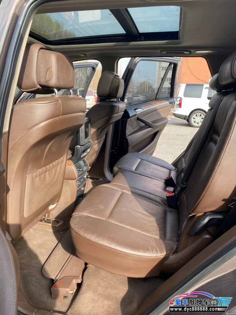 13年宝马X5SUV抵押车出售