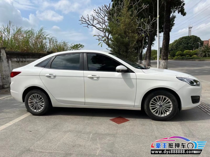 18年福特福睿斯轿车抵押车出售