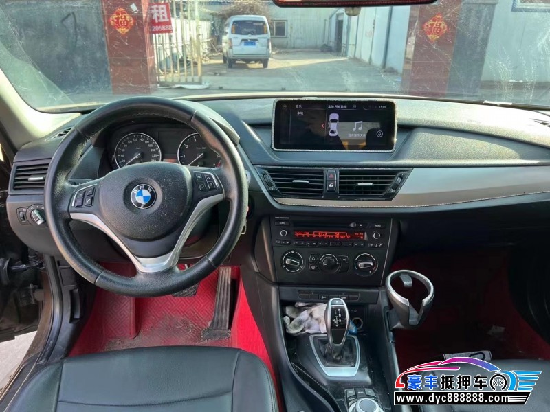15年宝马X1轿车抵押车出售