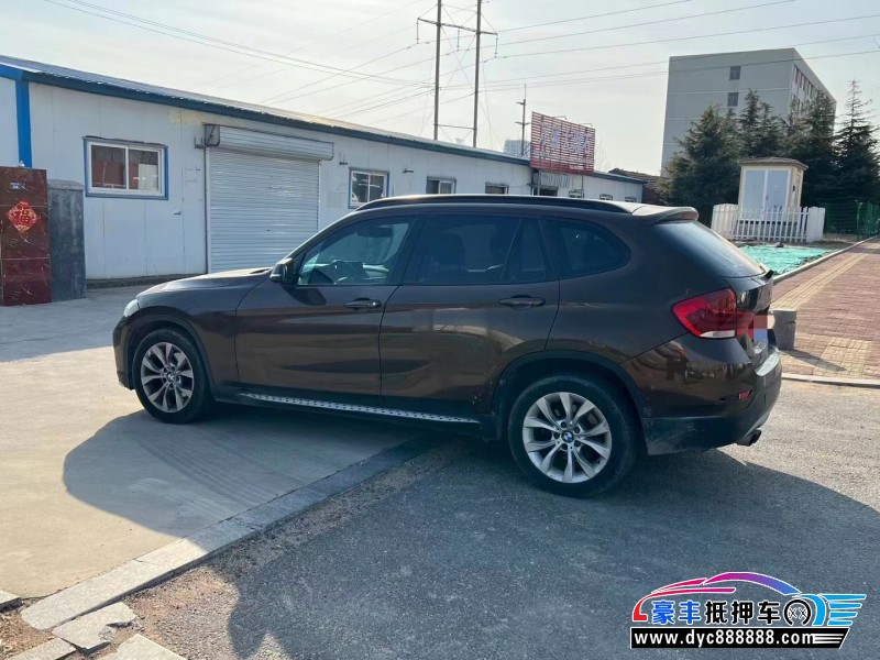 15年宝马X1轿车抵押车出售