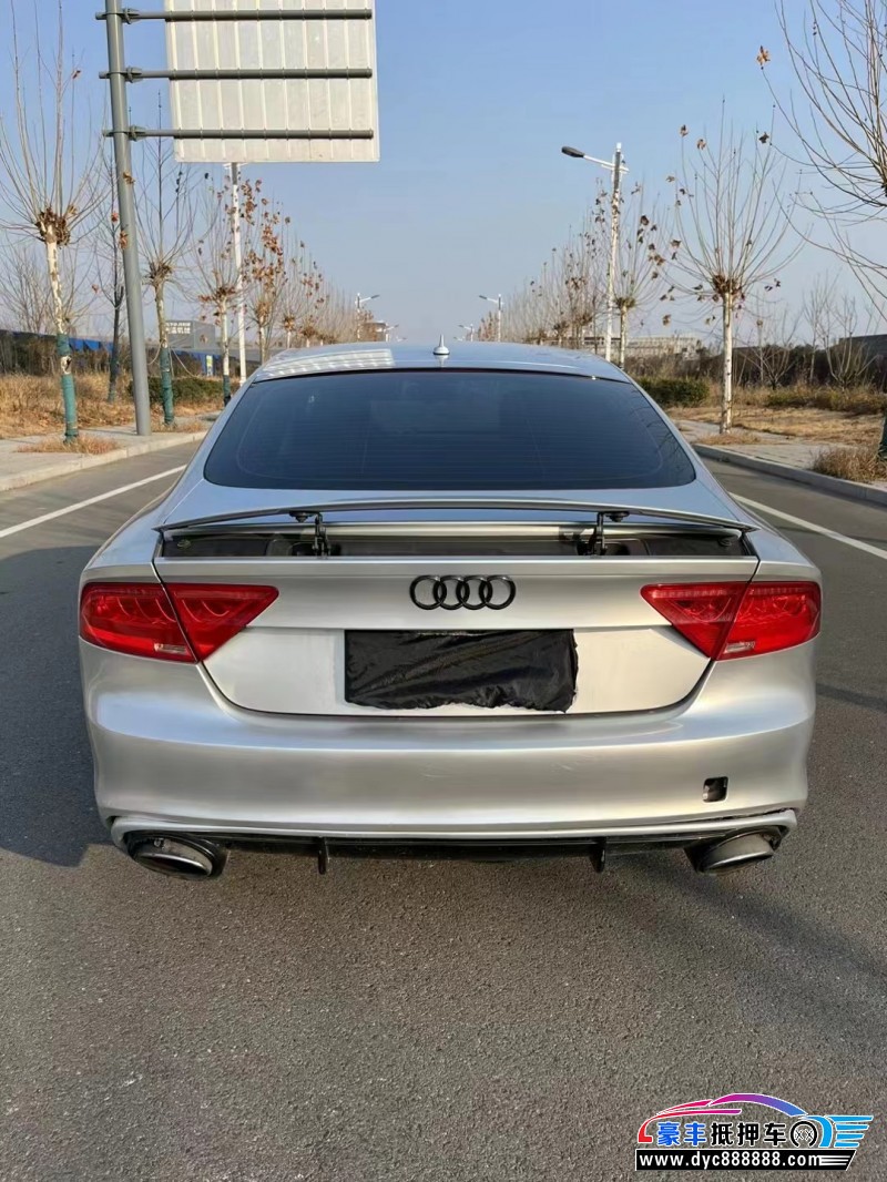 15年奥迪S7轿车抵押车出售