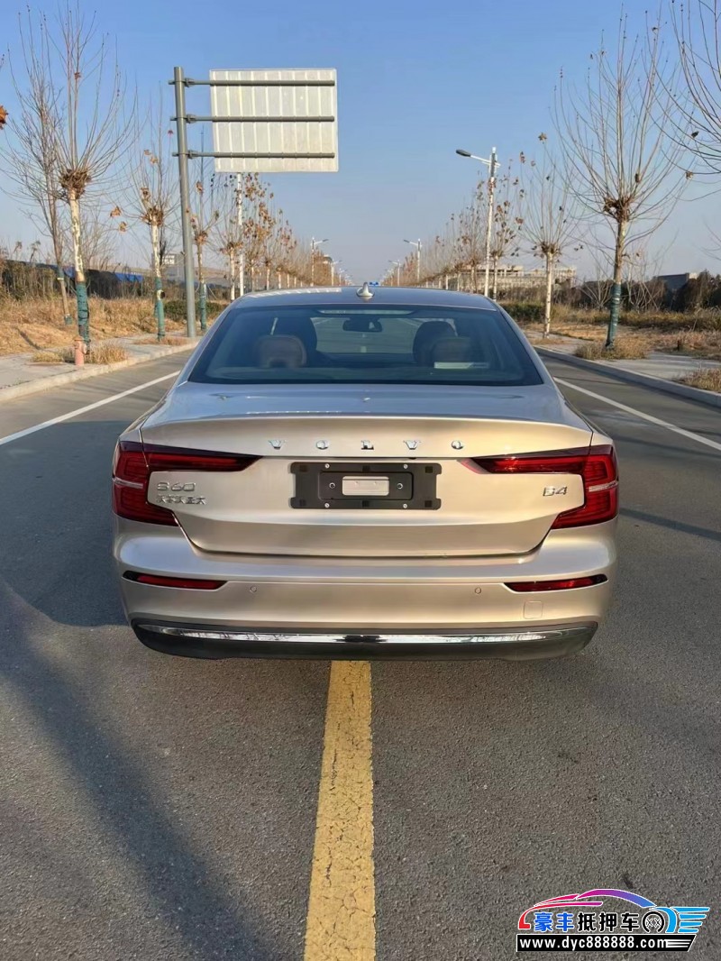 22年沃尔沃S60轿车抵押车出售