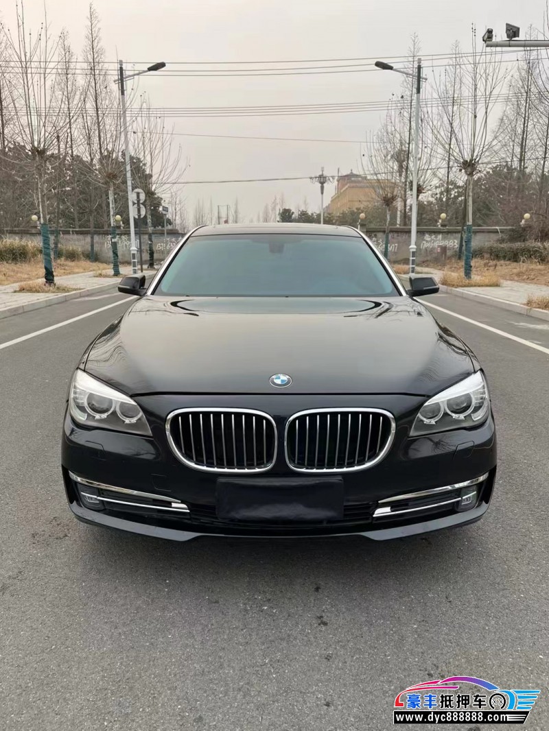 13年宝马7系轿车抵押车出售