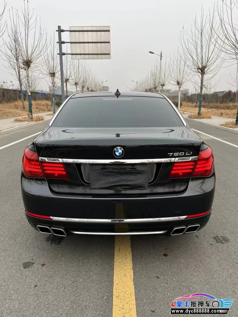 13年宝马7系轿车抵押车出售