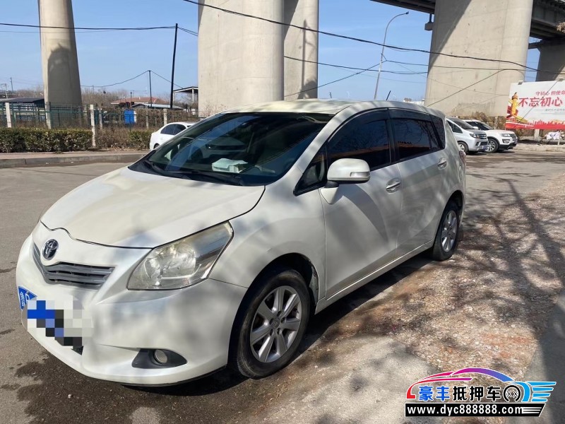 12年丰田逸致轿车抵押车出售