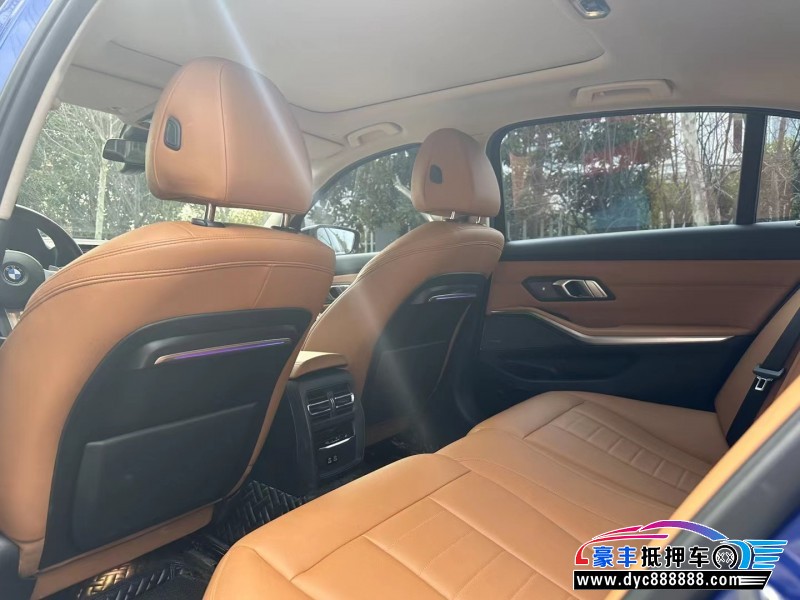 19年宝马3系轿车抵押车出售