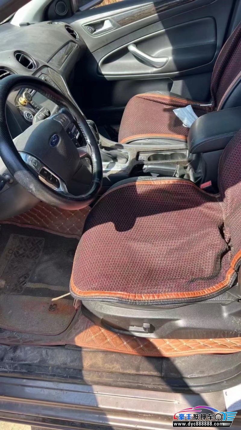 12年福特蒙迪欧轿车抵押车出售