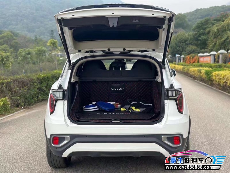 19年领克01轿车抵押车出售