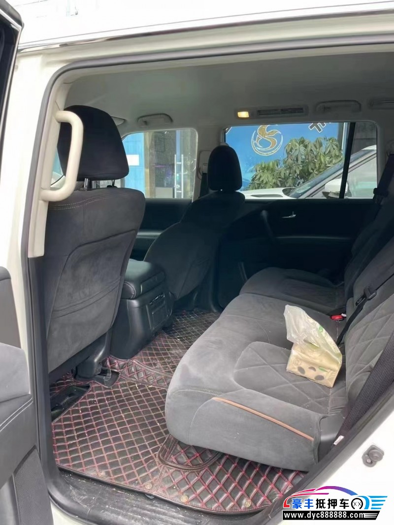 17年日产途乐SUV抵押车出售