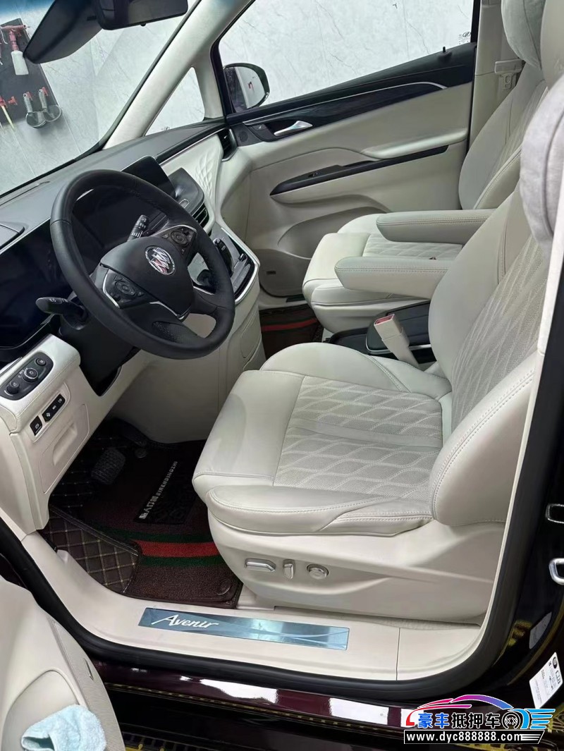 21年别克GL8轿车抵押车出售