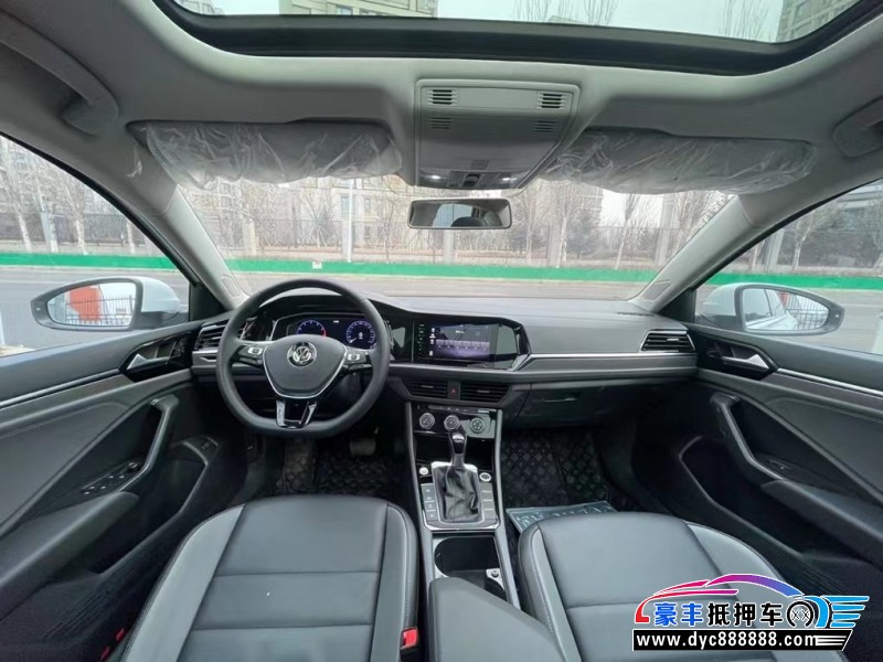 22年大众速腾轿车抵押车出售