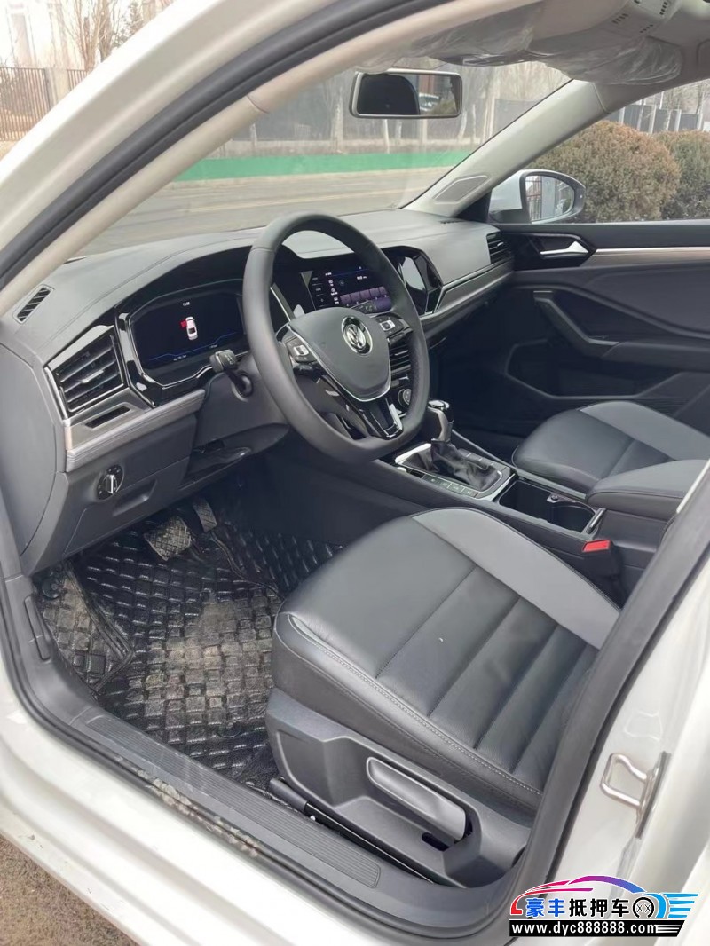 22年大众速腾轿车抵押车出售