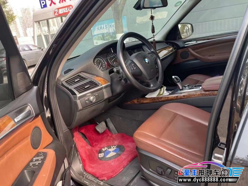 13年宝马X5SUV抵押车出售