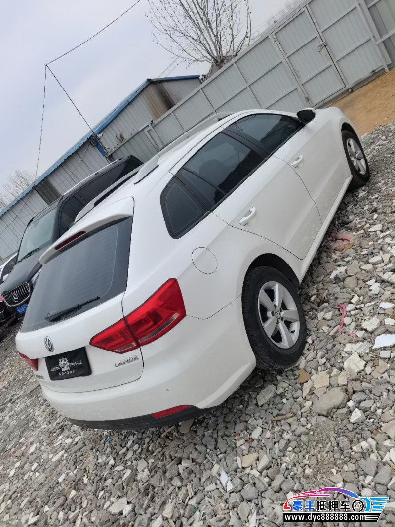 14年大众朗行轿车抵押车出售