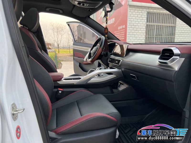 20年吉利缤越轿车抵押车出售