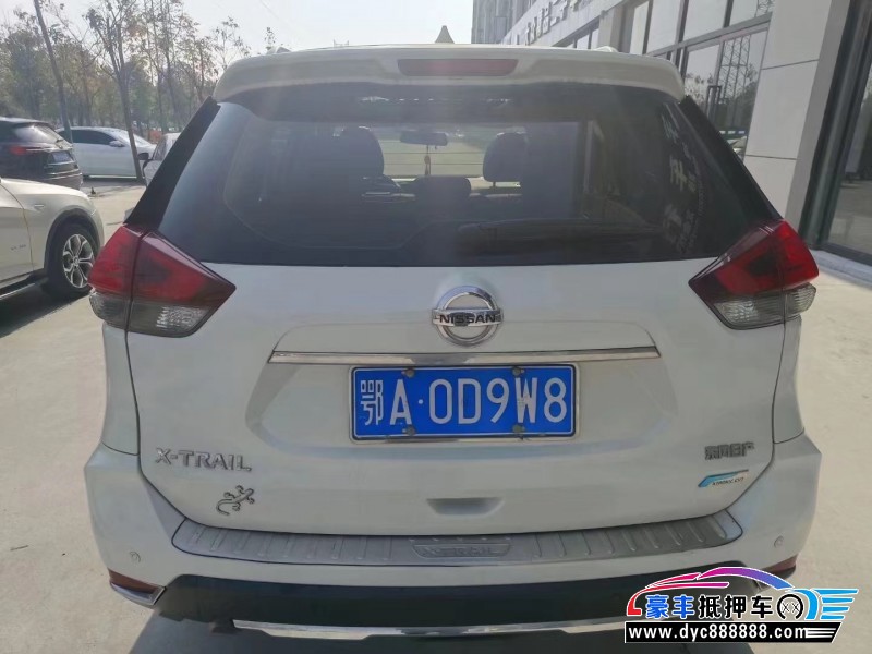 17年日产奇骏SUV抵押车出售