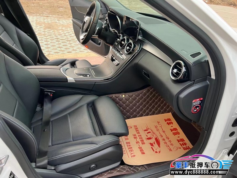 21年奔驰C级轿车抵押车出售