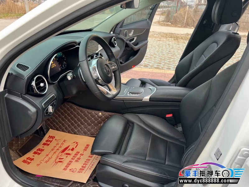 21年奔驰C级轿车抵押车出售