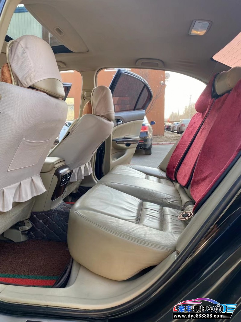 10年本田雅阁轿车抵押车出售