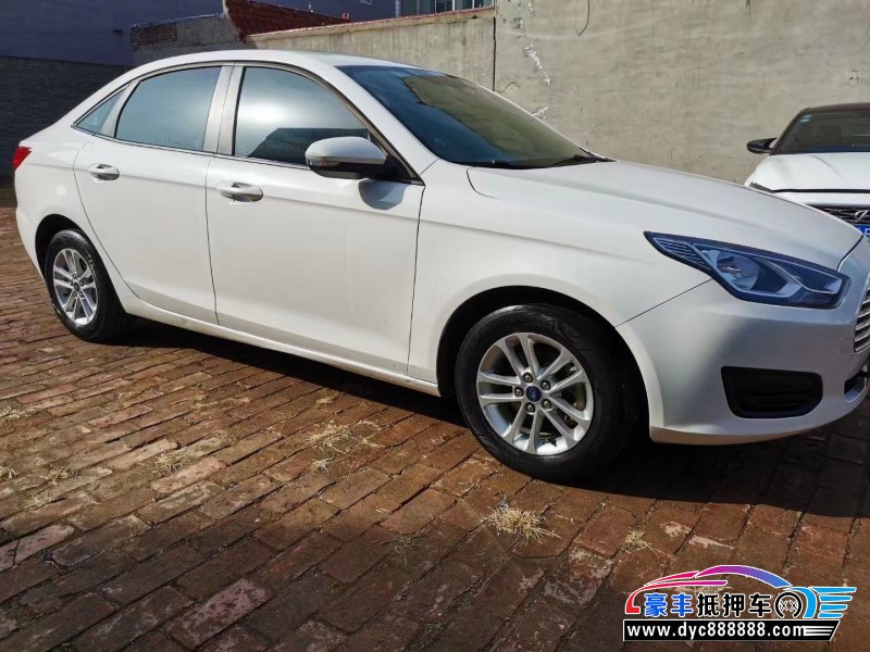 19年福特福睿斯轿车抵押车出售