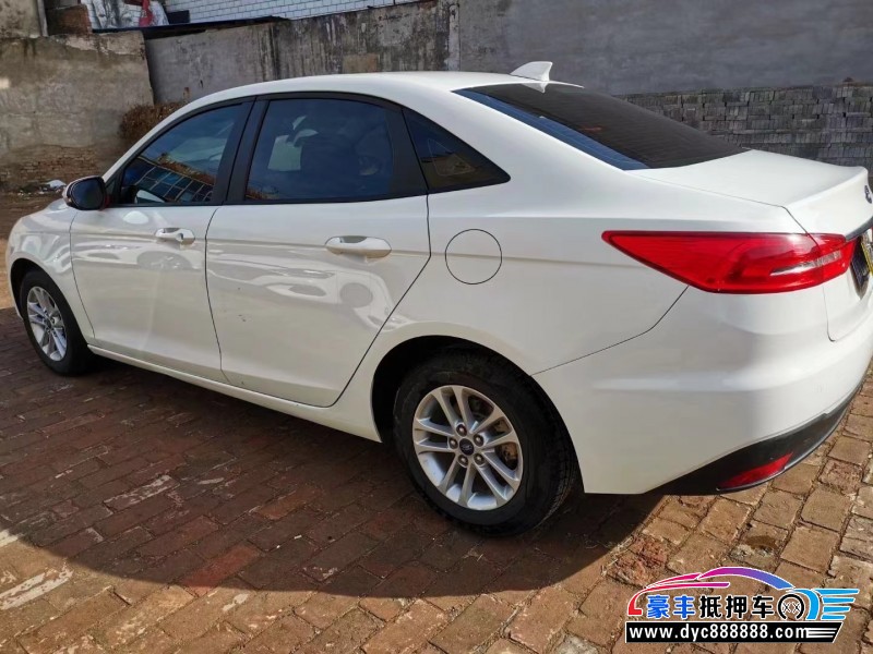 19年福特福睿斯轿车抵押车出售