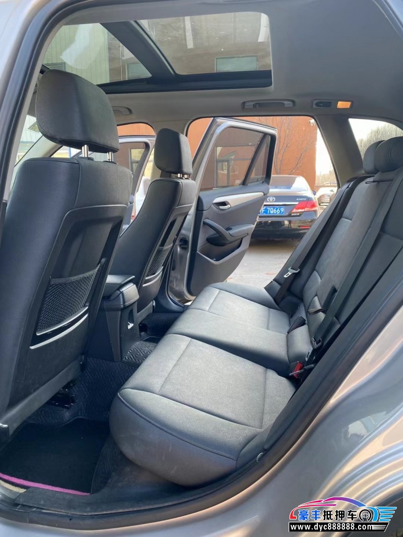 14年宝马X1SUV抵押车出售