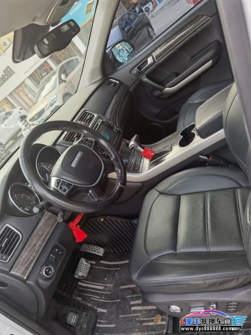 17年长城哈弗H8轿车抵押车出售