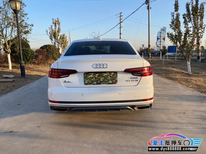19年奥迪A4轿车抵押车出售