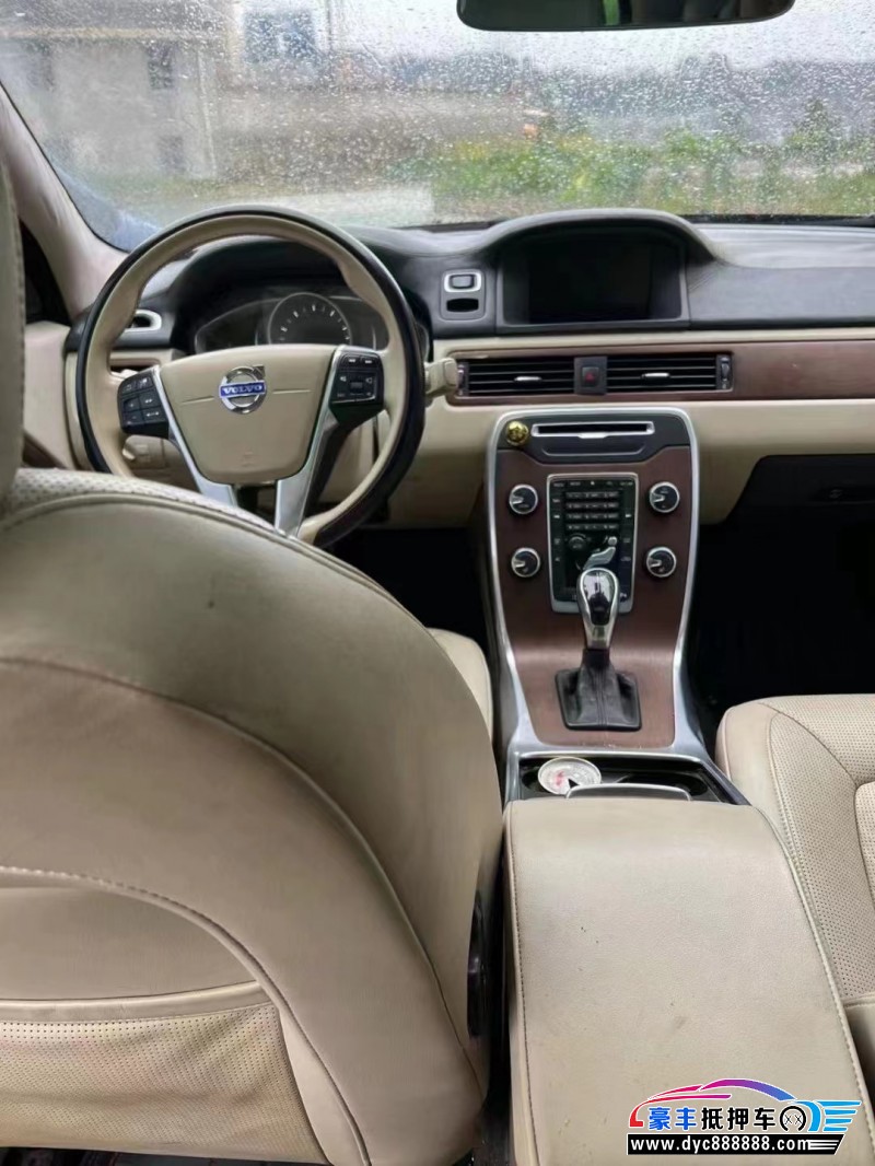 14年沃尔沃S80L轿车抵押车出售