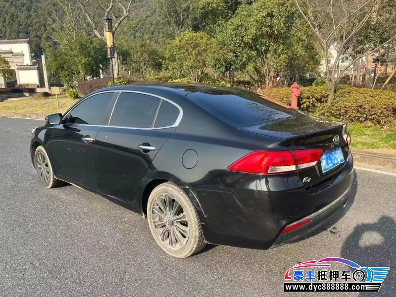 14年起亚K4轿车抵押车出售
