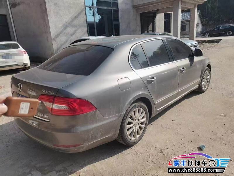 14年斯柯达速派轿车抵押车出售