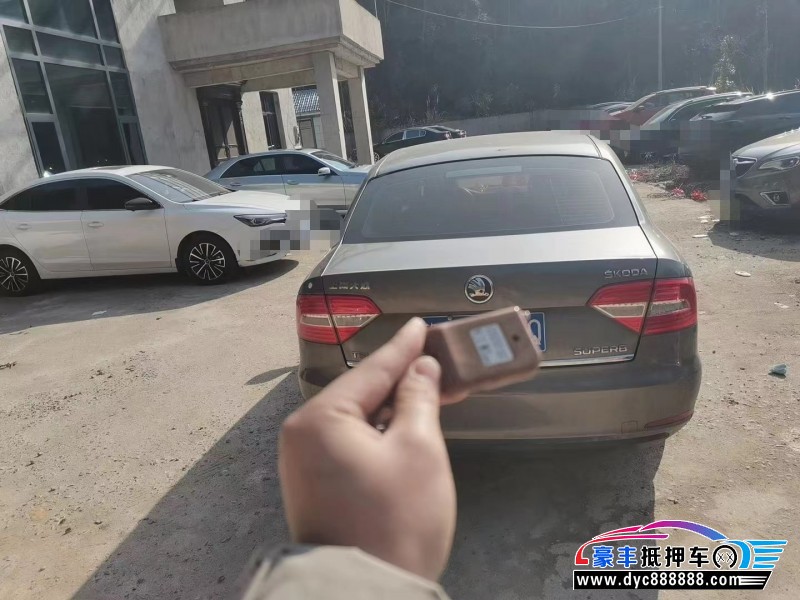 14年斯柯达速派轿车抵押车出售