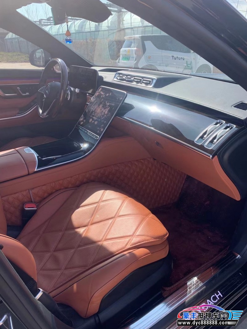 21年奔驰迈巴赫S级轿车抵押车出售