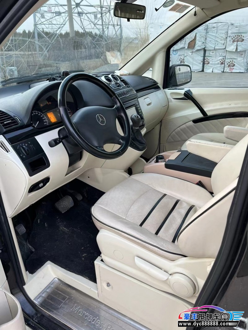 14年奔驰威霆MPV抵押车出售