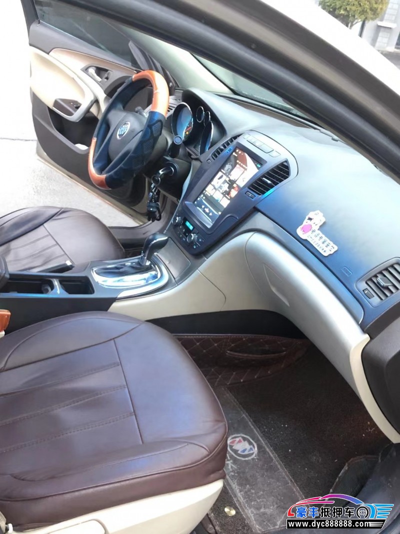 11年别克君威轿车抵押车出售