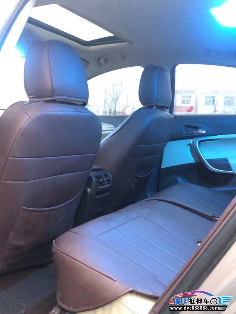 11年别克君威轿车抵押车出售