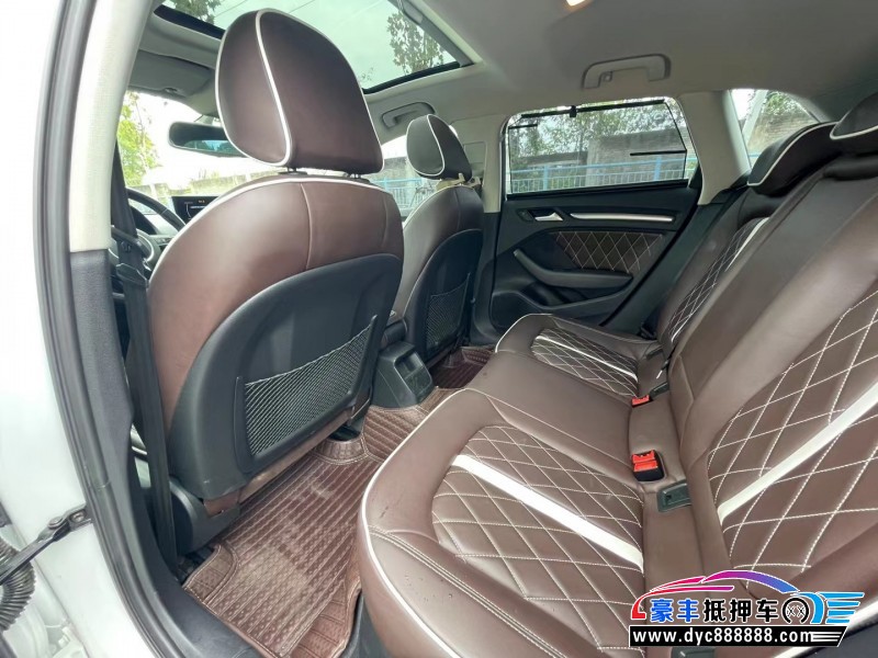 17年奥迪A3轿车抵押车出售