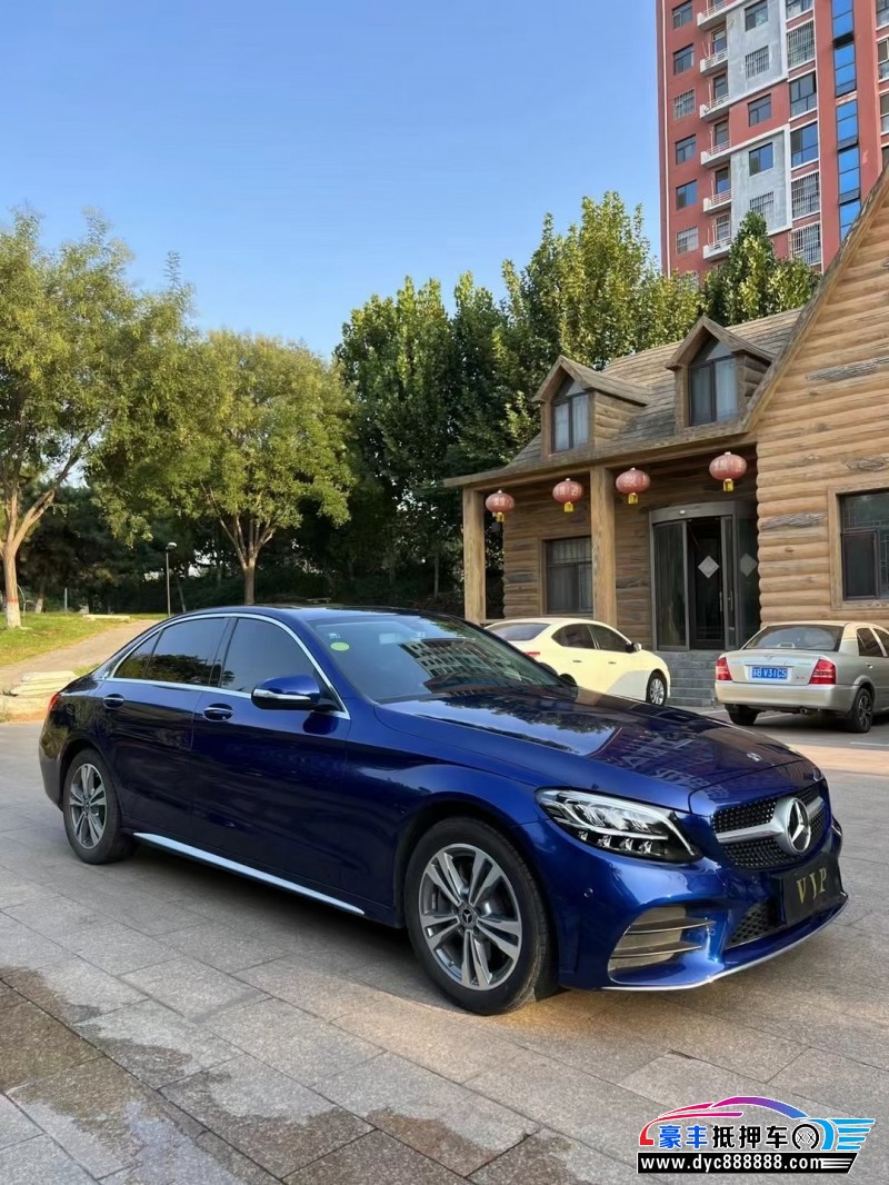 20年奔驰C轿车抵押车出售