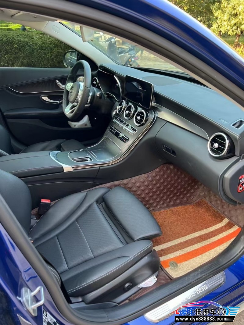 20年奔驰C轿车抵押车出售