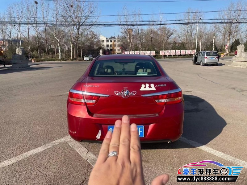 14年别克英朗轿车抵押车出售