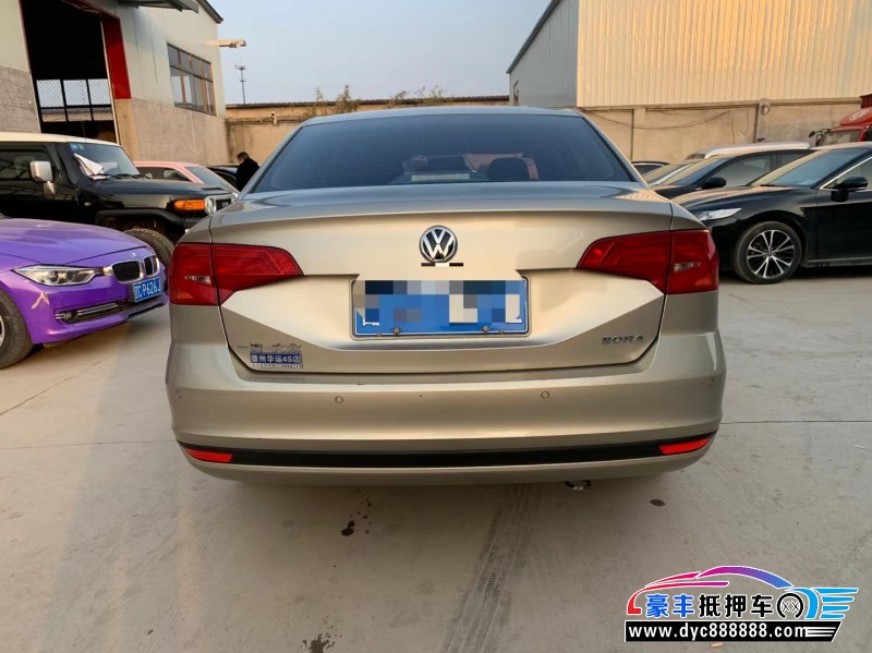 18年大众宝来轿车抵押车出售