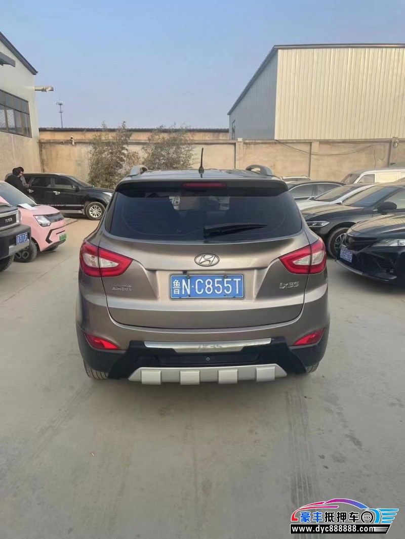 15年现代ix35SUV抵押车出售
