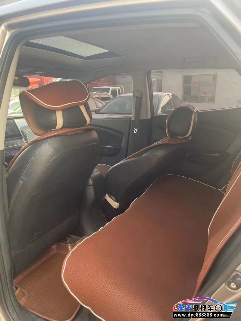 15年现代ix35SUV抵押车出售