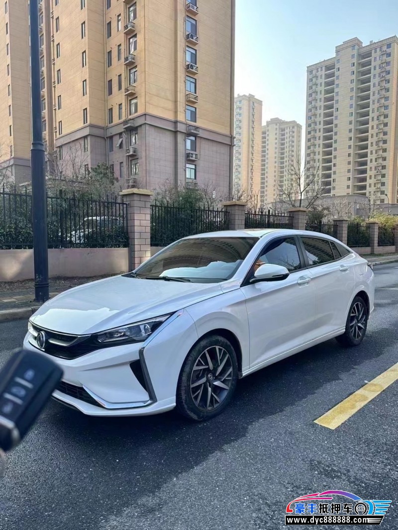 19年东风风神奕炫轿车抵押车出售