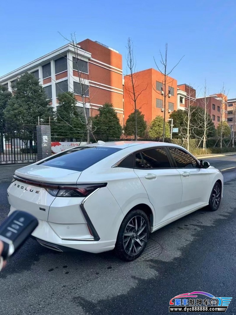 19年东风风神奕炫轿车抵押车出售